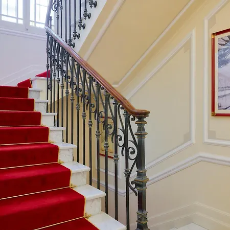 Maison Des Barons Aparthotel Nice