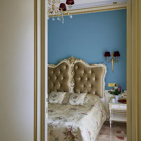 Maison Des Barons Aparthotel *